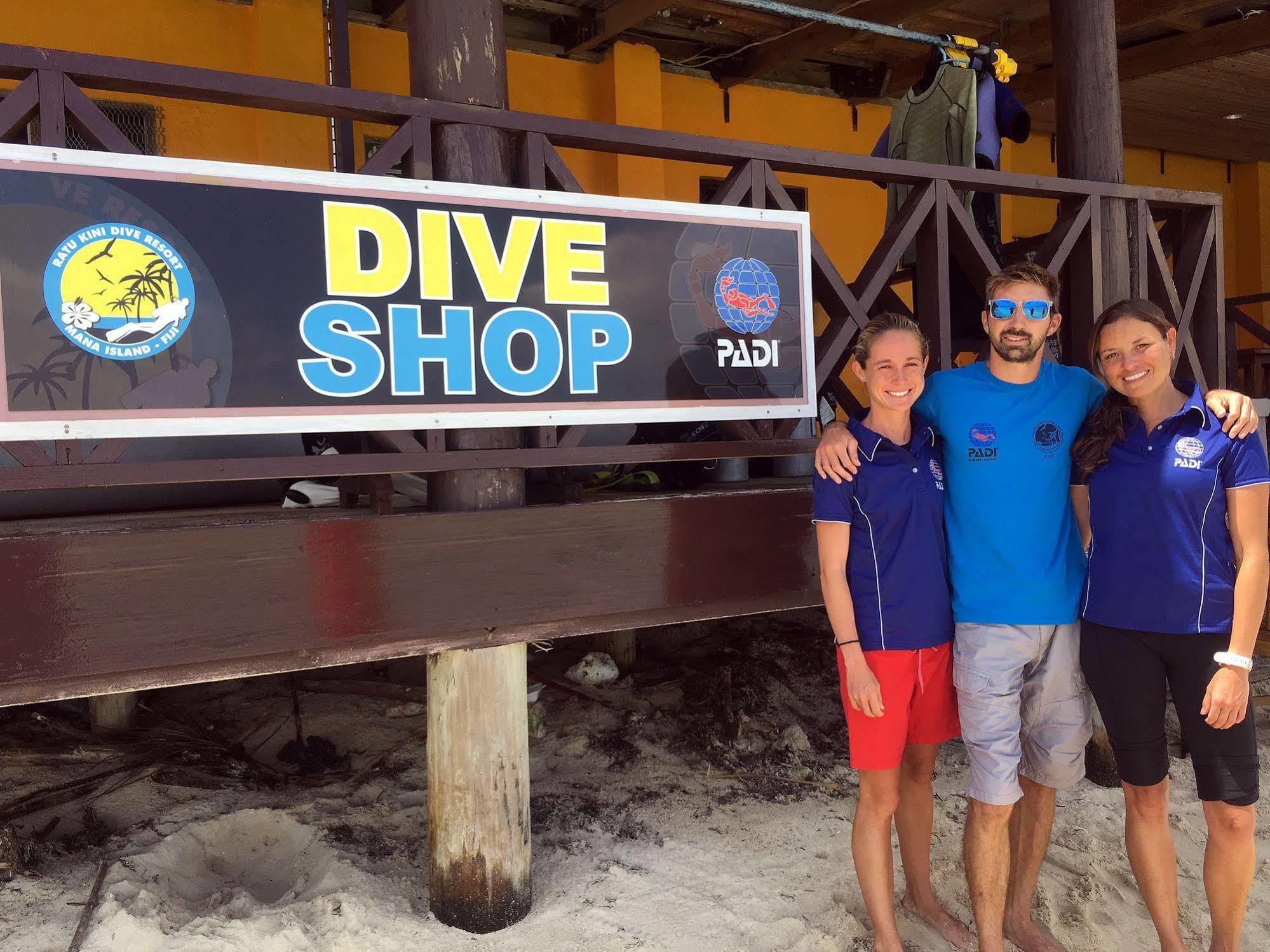 Ratu Kini Backpackers And Dive Resort Mana Island Exterior photo